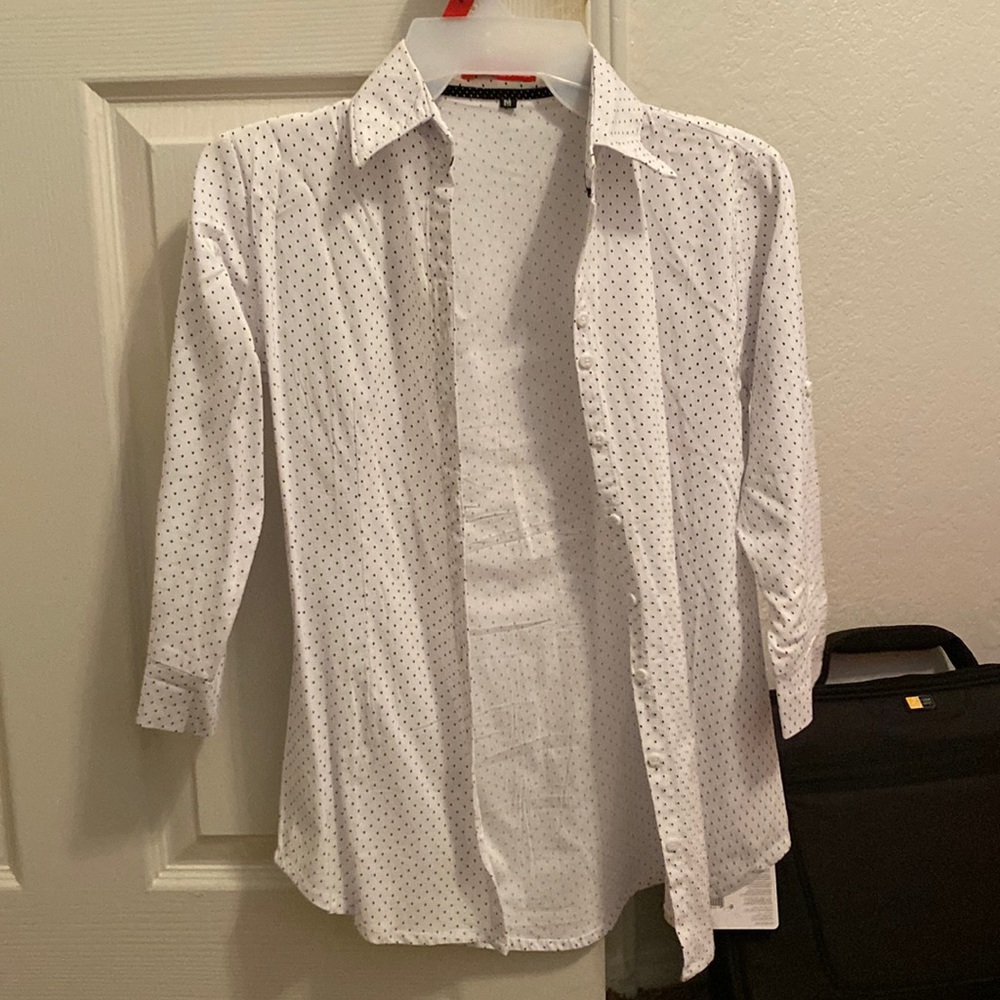 White and black dot shirt